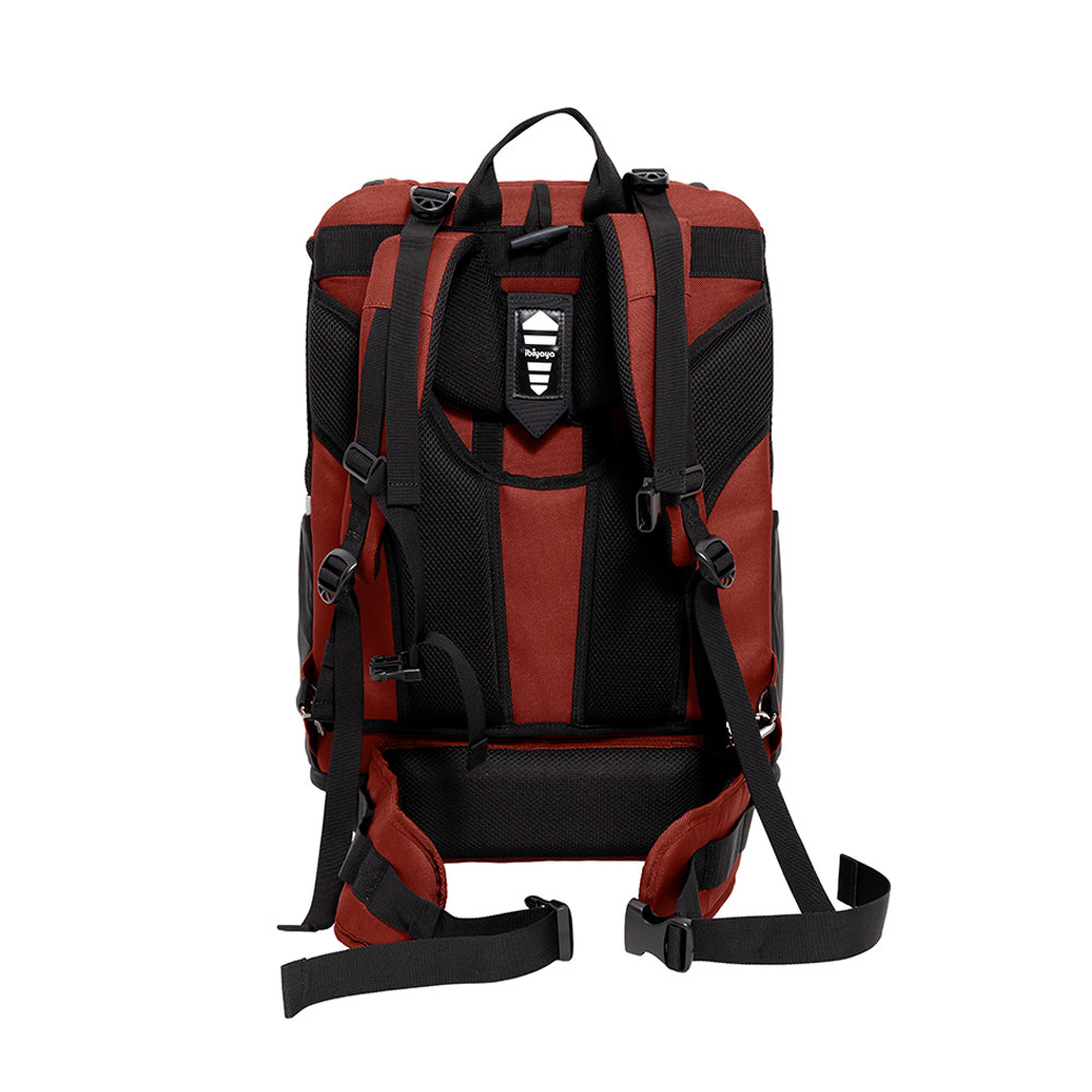 Ibiyaya Champion 3-in-1 Carrier, Backpack & Car Seat (up to 12Kg) - Maroon